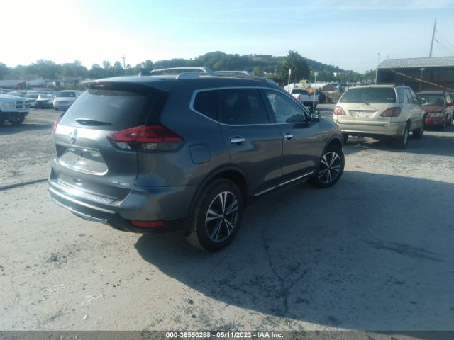 JN8AT2MV6HW025415 Nissan Rogue Sl