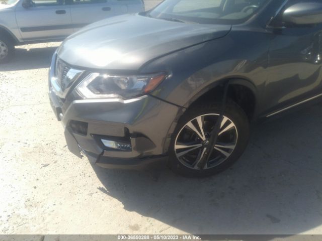 JN8AT2MV6HW025415 Nissan Rogue Sl