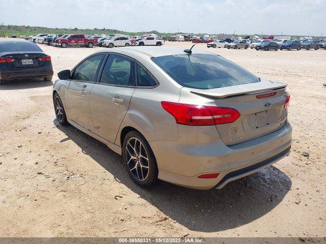 Ford FOCUS SE 2015 1FADP3F29FL334368 Image 3