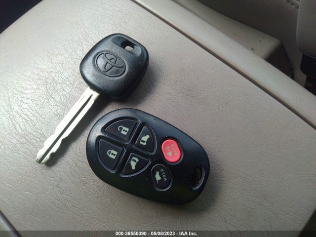 2006 TOYOTA SIENNA XLE VIN: 5TDZA22C76S567741