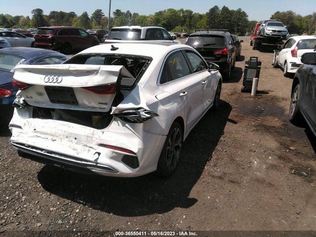 WAUGUDGY9NA019926 Audi A3 Sedan Premium