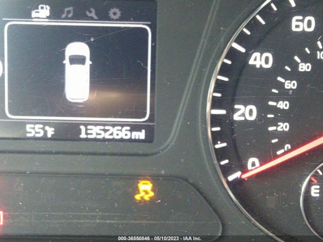 5XYPGDA33GG172473 KIA SORENTO LX