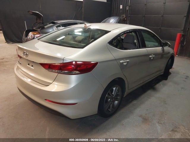 2017 HYUNDAI ELANTRA SE VIN: 5NPD84LF1HH120390
