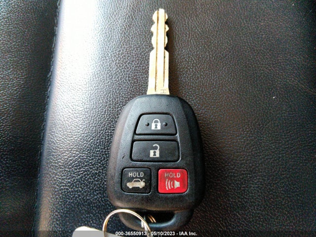 Toyota CAMRY XLE 2017 4T1BF1FK5HU645345 Image 3