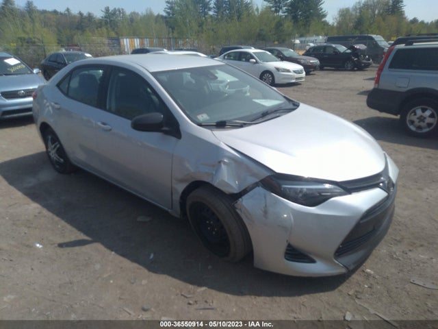 2017 2T1BURHE7HC881282 main image