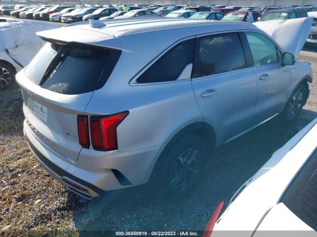 KNDRG4LG5N5120647 KIA Sorento Hybrid S