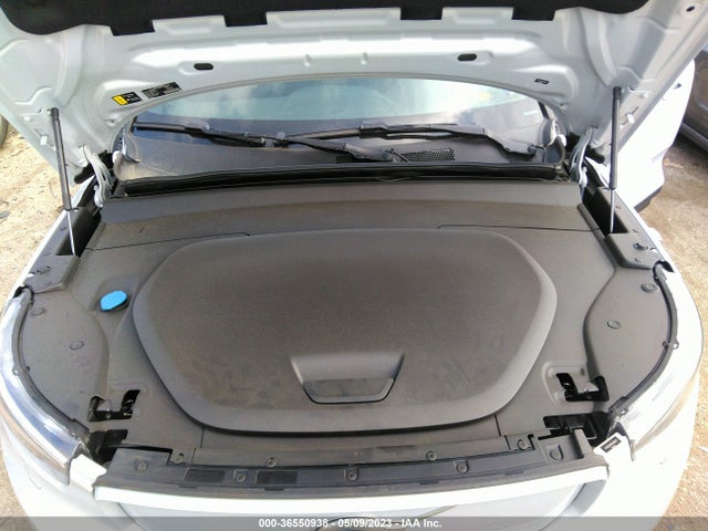 2021 Volvo XC40, VIN: YV4ED3URXM2586511