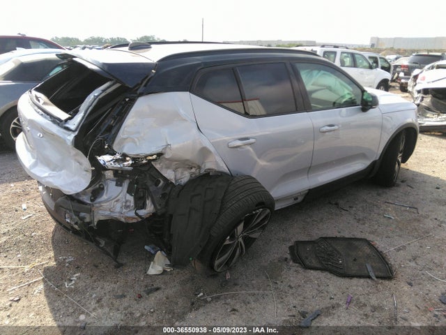 2021 Volvo XC40, VIN: YV4ED3URXM2586511