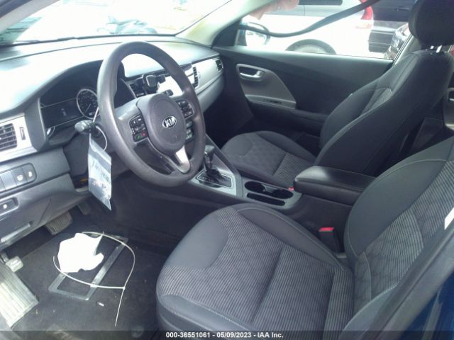 KNDCB3LC2K5314608 KIA NIRO LX