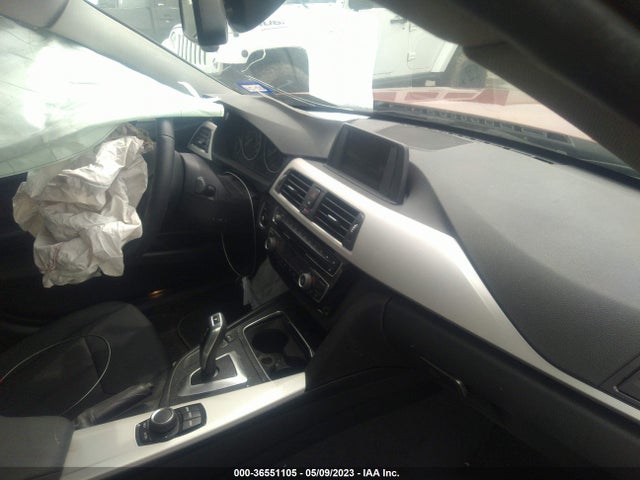 BMW 3 Series 320i 2018 WBA8E1G58JNU90880 Image 5