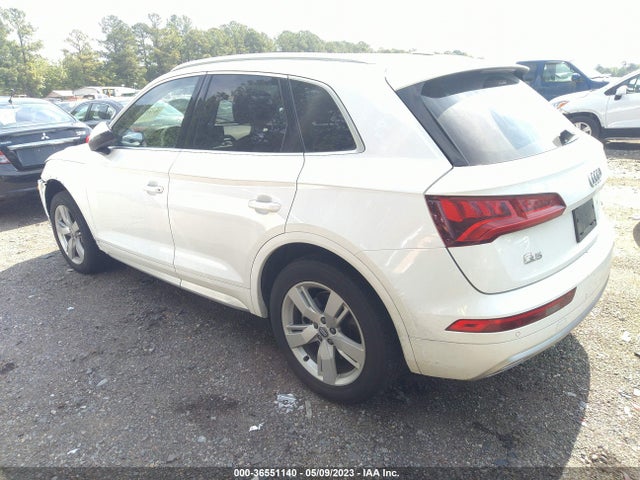 WA1BNAFY0J2043864 Audi Q5 Premium Plus