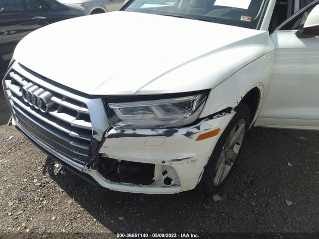WA1BNAFY0J2043864 Audi Q5 Premium Plus