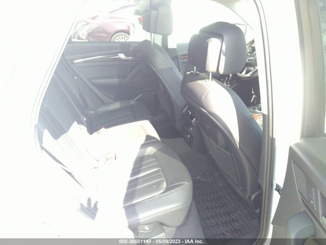 WA1BNAFY0J2043864 Audi Q5 Premium Plus