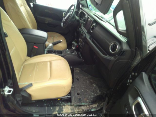 1C4HJXEN2KW505390 Jeep Wrangler Unlimited Sahara