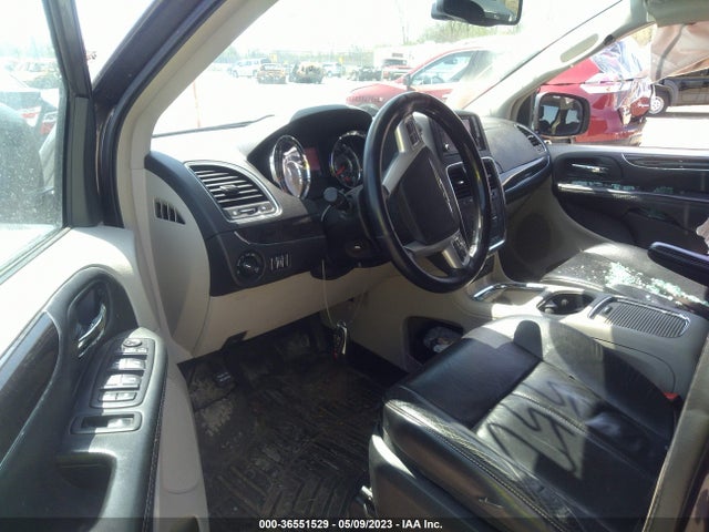 2C4RC1GG9FR710388 Chrysler Town & Country Limited Platinum