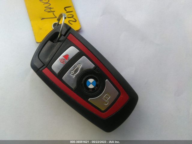 WBA8B9G57HNU48931 BMW 3 Series 330i