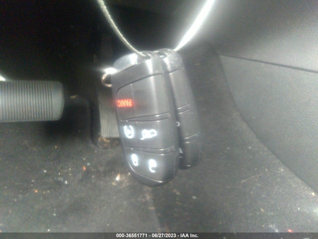 1C4RJFBG2NC165717 Jeep Grand Cherokee Wk Limited