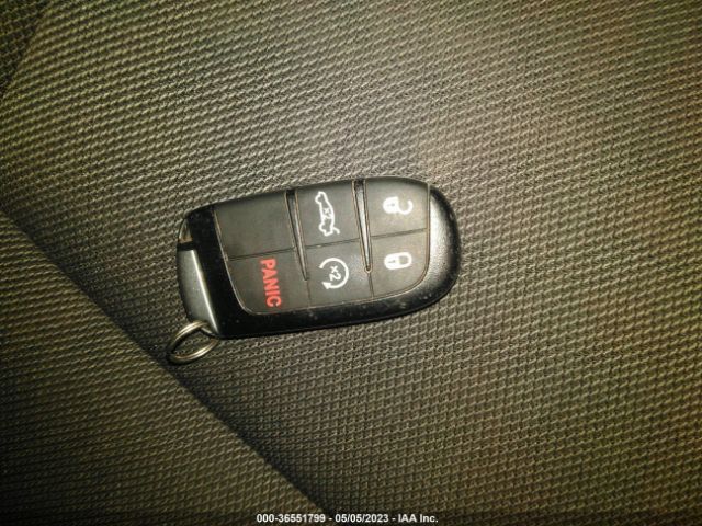 2C3CDXBG5KH700703 Dodge Charger Sxt