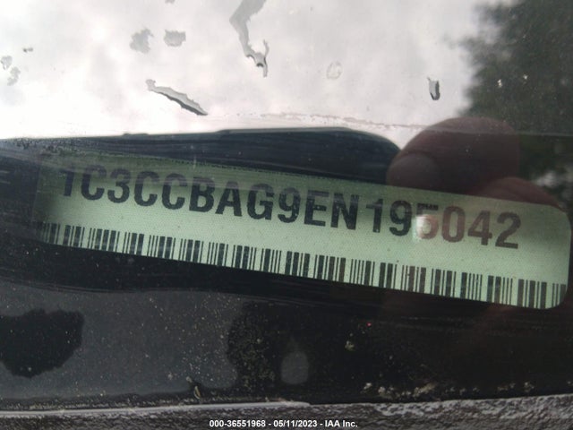 1C3CCBAG9EN195042 Chrysler 200 LX
