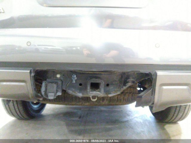 JN8AY2ND3KX010296 Nissan Armada Sl