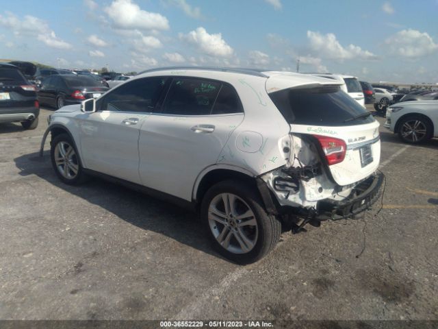 2018 MERCEDES-BENZ GLA WDCTG4EB1JJ452197 Photo 2