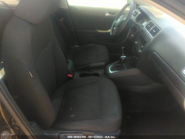 3VW2K7AJ7EM440334 Volkswagen Jetta Sedan S