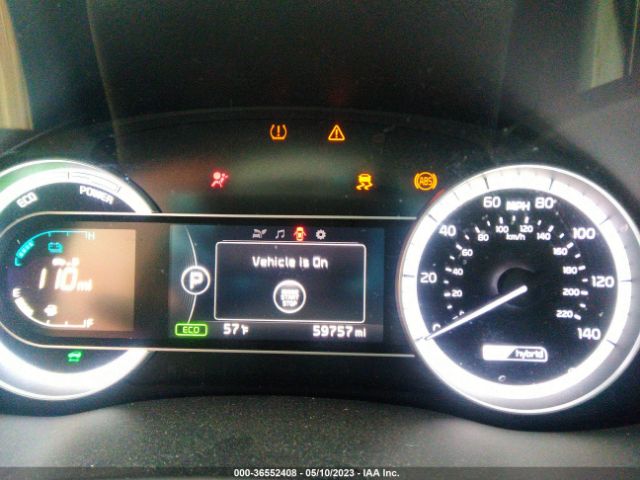 KNDCB3LC3J5157590 KIA NIRO LX