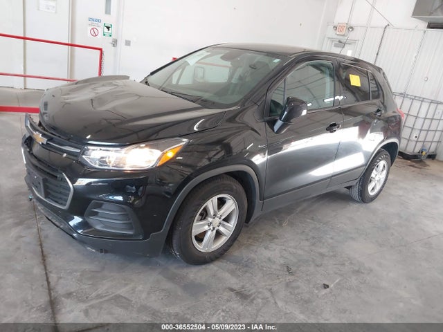 Chevrolet TRAX LS 2020 3GNCJKSB2LL297033 Image 2