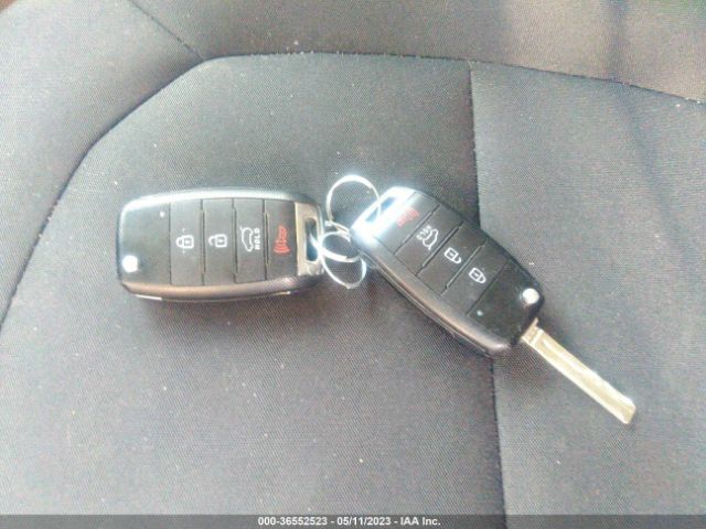 KNDJX3A51F7775239 KIA Soul !