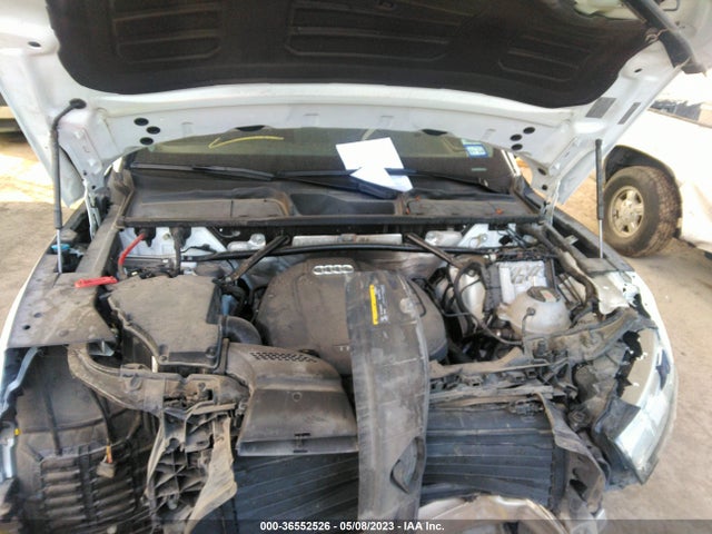 WA1BNAFY3K2051880 Audi Q5 Premium Plus