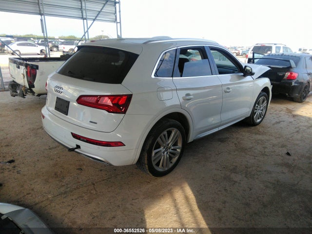 WA1BNAFY3K2051880 Audi Q5 Premium Plus
