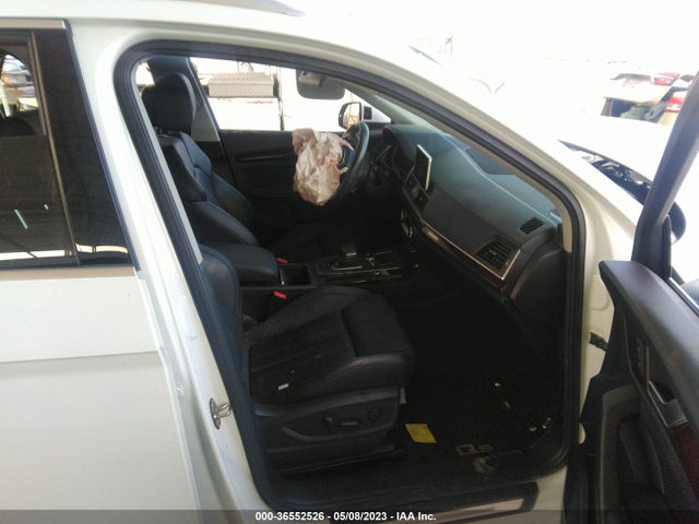 WA1BNAFY3K2051880 Audi Q5 Premium Plus