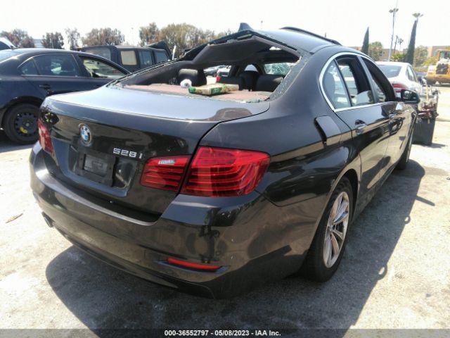 WBA5A5C55FD515694 BMW 5 Series 528i