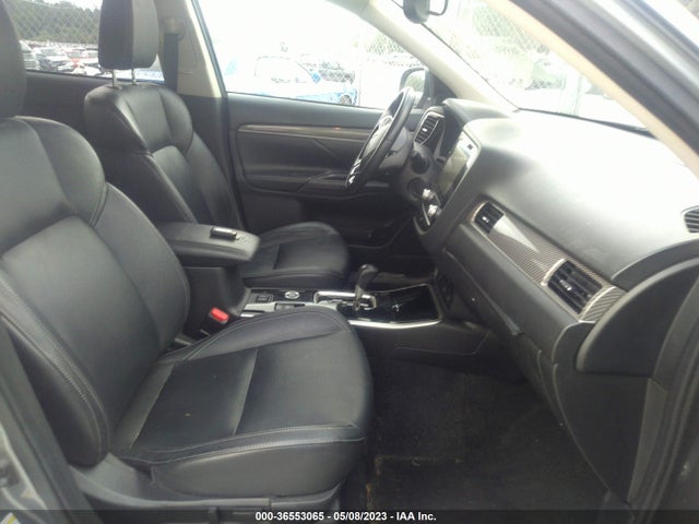 JA4AZ3A31LZ025598 Mitsubishi Outlander Sel