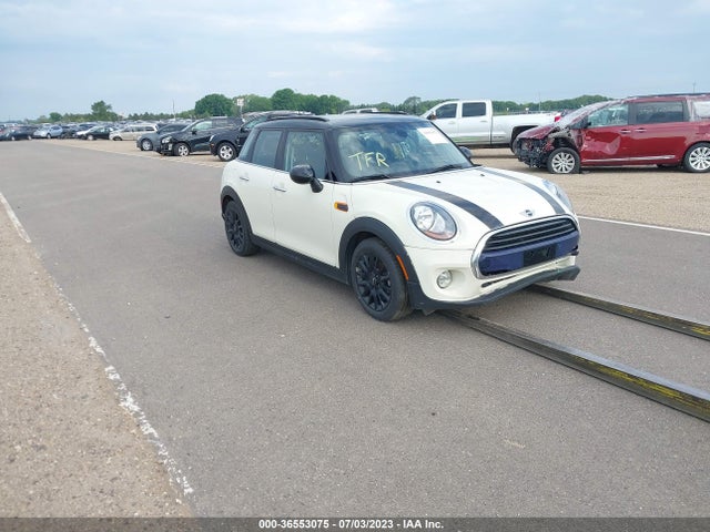 2018 Mini Hardtop, VIN: WMWXU1C52J2F93043