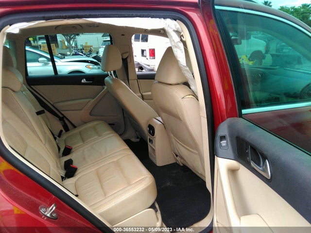 WVGAV7AX4GW072221 Volkswagen Tiguan Sel