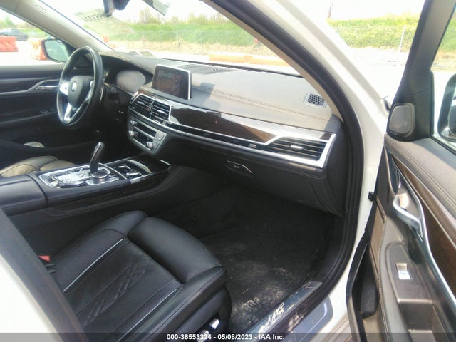BMW 7 Series 740i Xdrive 2022 WBA7T4C04NCH56672 Image 5