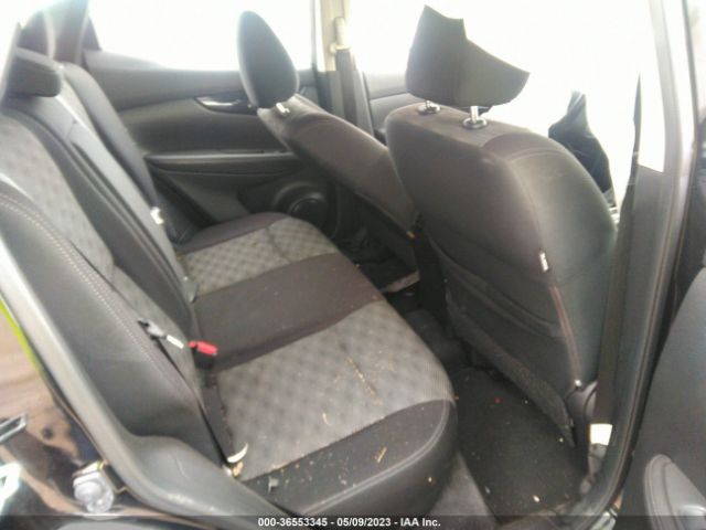 JN1BJ1CR2HW127222 Nissan Rogue Sport Sv