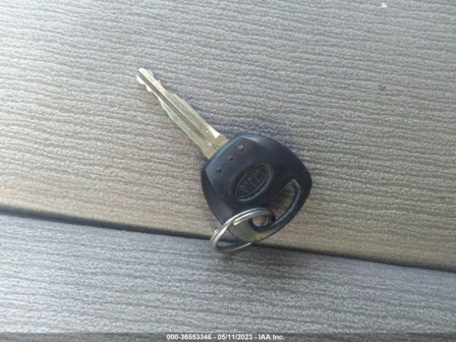 KNDMG4C77E6546442 KIA SEDONA LX