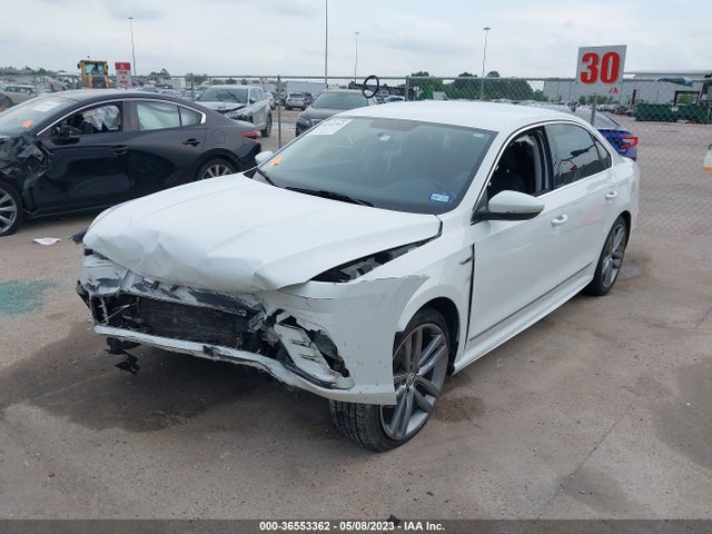 1VWDT7A31HC003068 Volkswagen Passat R-line W/comfort Pkg