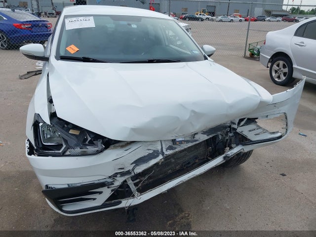1VWDT7A31HC003068 Volkswagen Passat R-line W/comfort Pkg