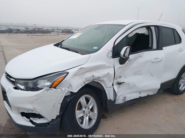 Chevrolet TRAX LS 2019 3GNCJKSB5KL371771 Image 6