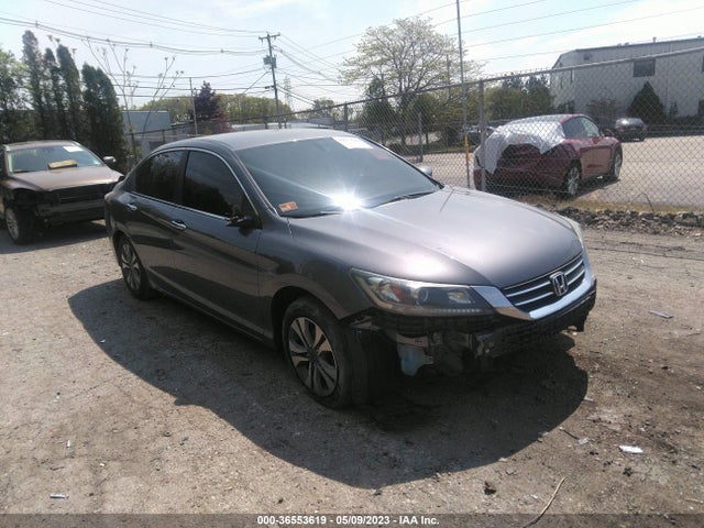 2015 1HGCR2F32FA187682 main image
