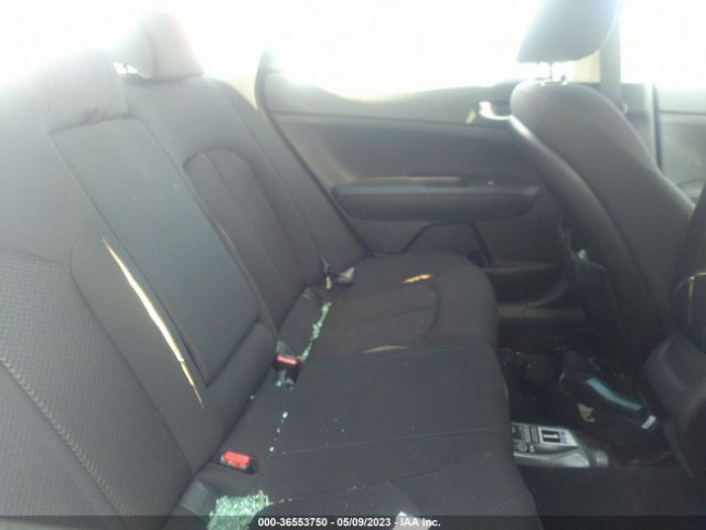 5XXGT4L30JG182737 KIA Optima Lx