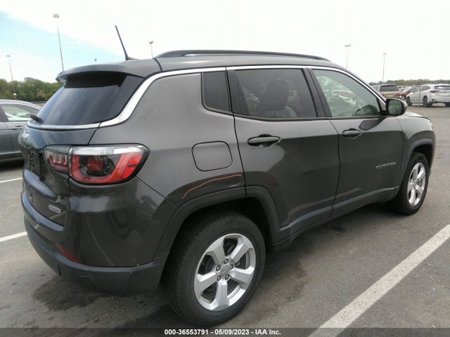 3C4NJDBB5KT594065 Jeep Compass Latitude