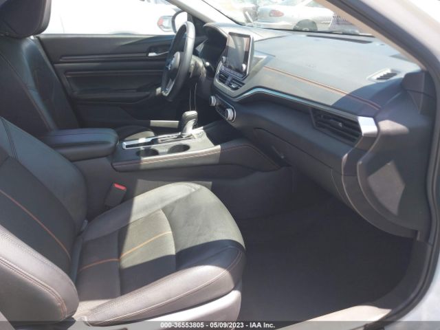 1N4BL4CV8KC195240 Nissan Altima 2.5 Sr