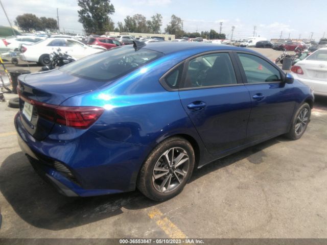3KPF24AD1NE496888 KIA Forte Lxs
