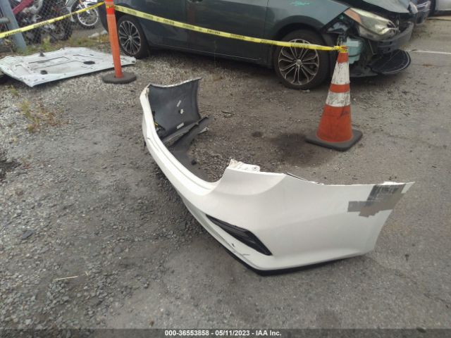 3KPF24AD7ME273916 KIA Forte Lxs