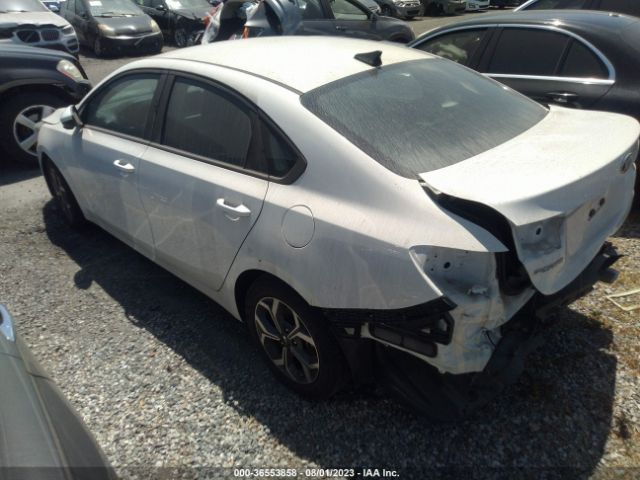 3KPF24AD7ME273916 KIA Forte Lxs
