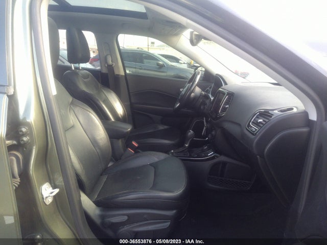 3C4NJDCB5HT688311 Jeep Compass Limited